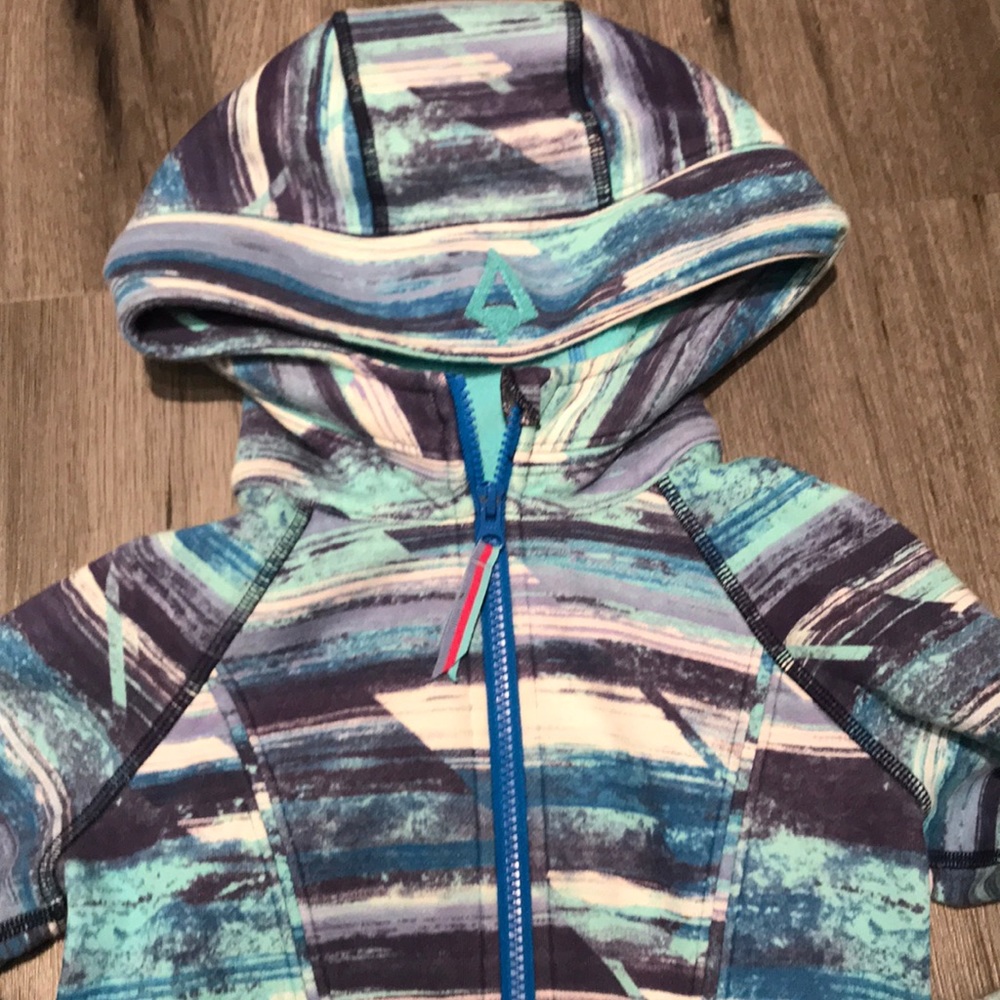 Ivivva jacket 😁 - Picture 2 of 6
